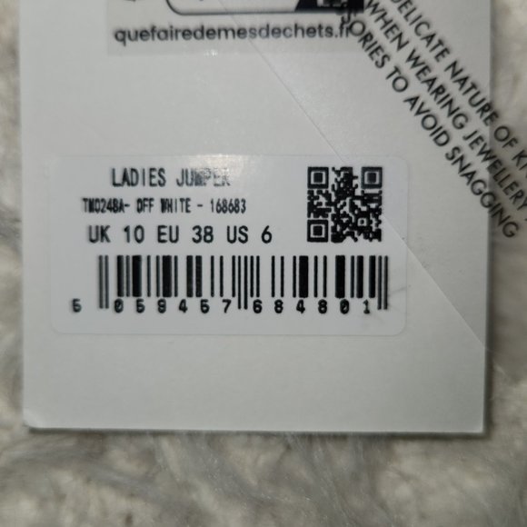 Cozy White Jumper - Picture 3 of 6